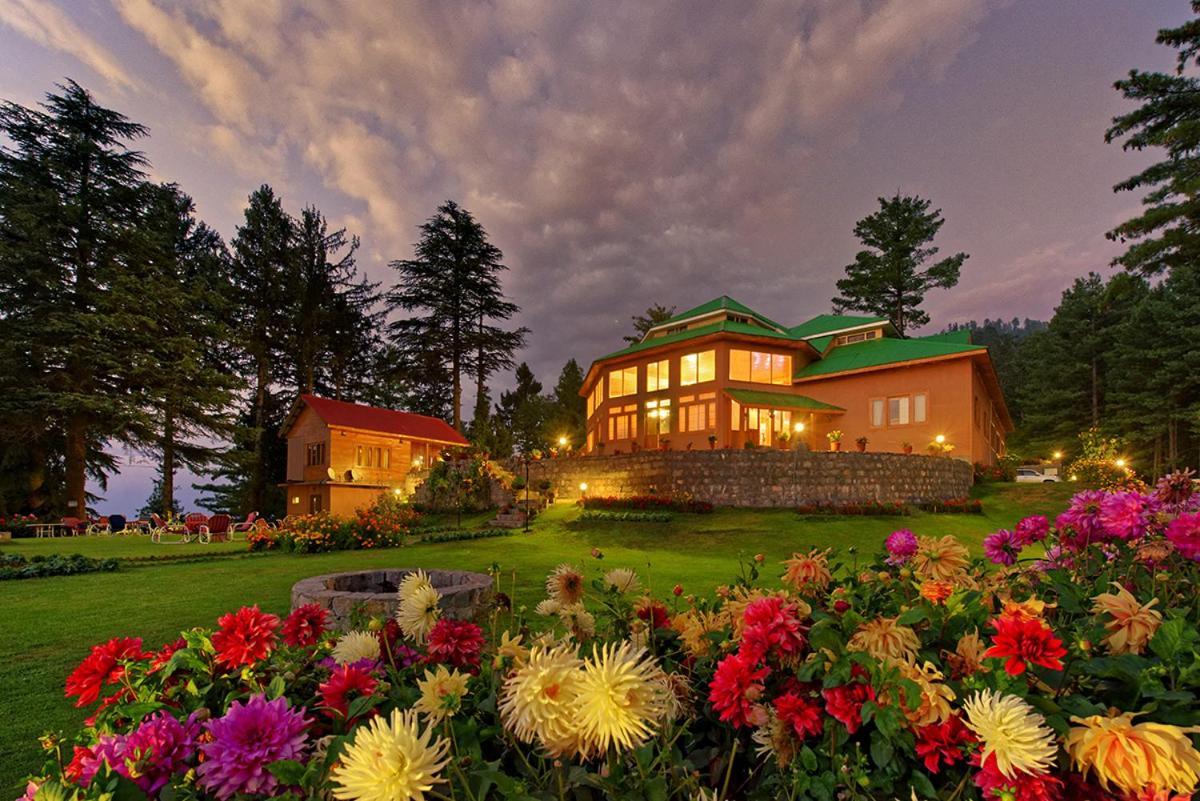 Arcadian Sprucewoods Hotel Shogran Exterior foto